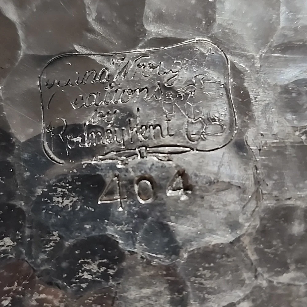 Elegant Silver Plated Serving Tray with Floral Handles. Brand Rodney Kent. - Picture 7 of 7